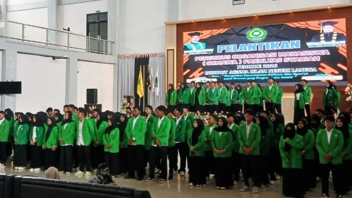 Dekan Fakultas Syariah IAIN Langsa Lantik SEMA-F, DEMA-F, HMJ dan Lembaga Kemahasiswaan
