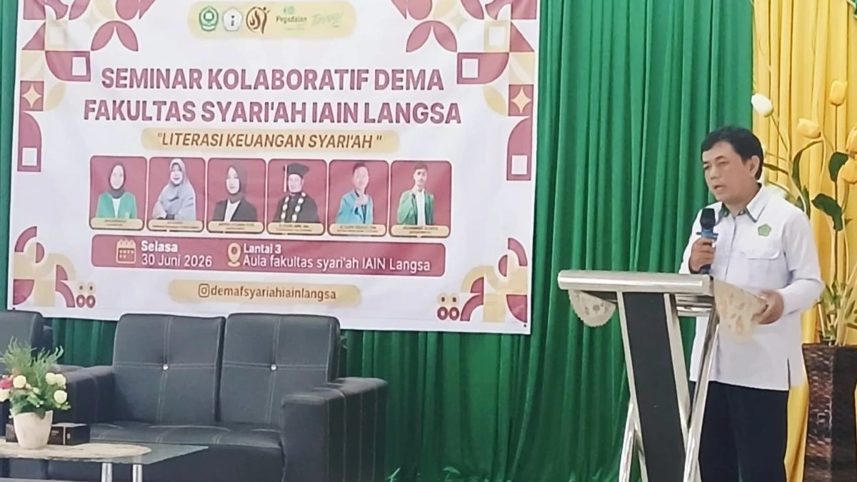 Seminar Kolaboratif DEMA Fakultas Syariah dan Pegadaian Syariah Tingkatkan Literasi Keuangan Syariah Mahasiswa